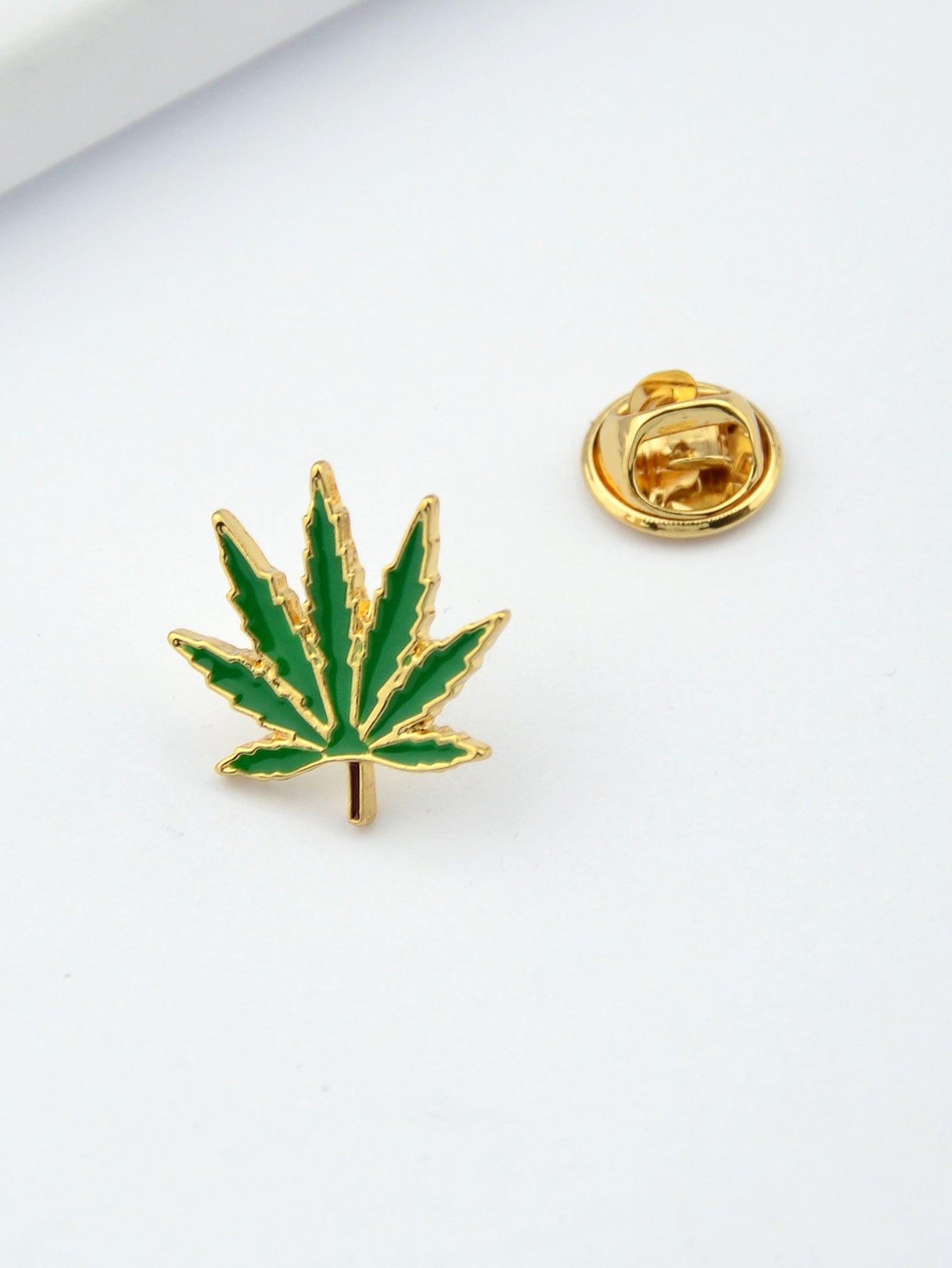 Leaf Pin